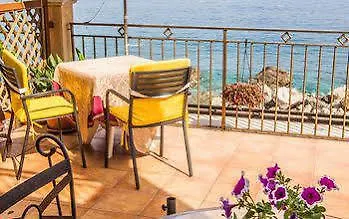 Aparthotel Fondaco Parrino Mare Letojanni Italien